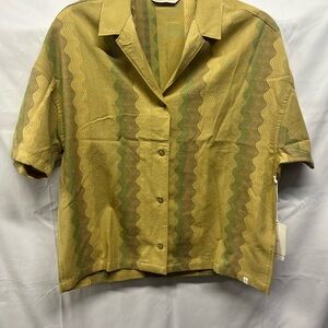 *NWT* Women’s Roark Riviera Short Sleeve - Size XS - Fern